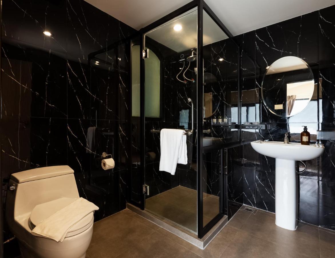 Heaven Boutique Hotel Bangkok Luaran gambar